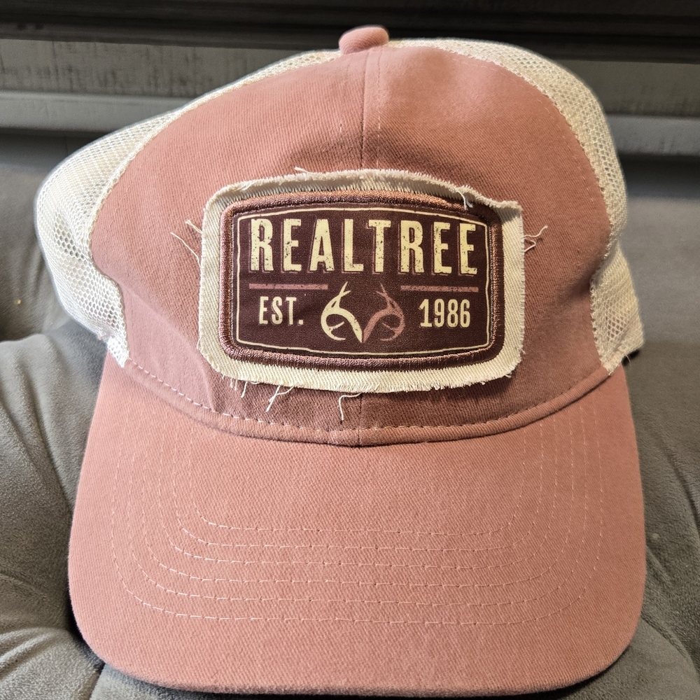 Realtree Pink and Cream Trucker Hat